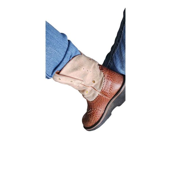 Ariat women's boots size 7 1/2 - Picture 4 of 16